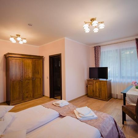 Casa Maiereana Hotel Anies Екстериор снимка